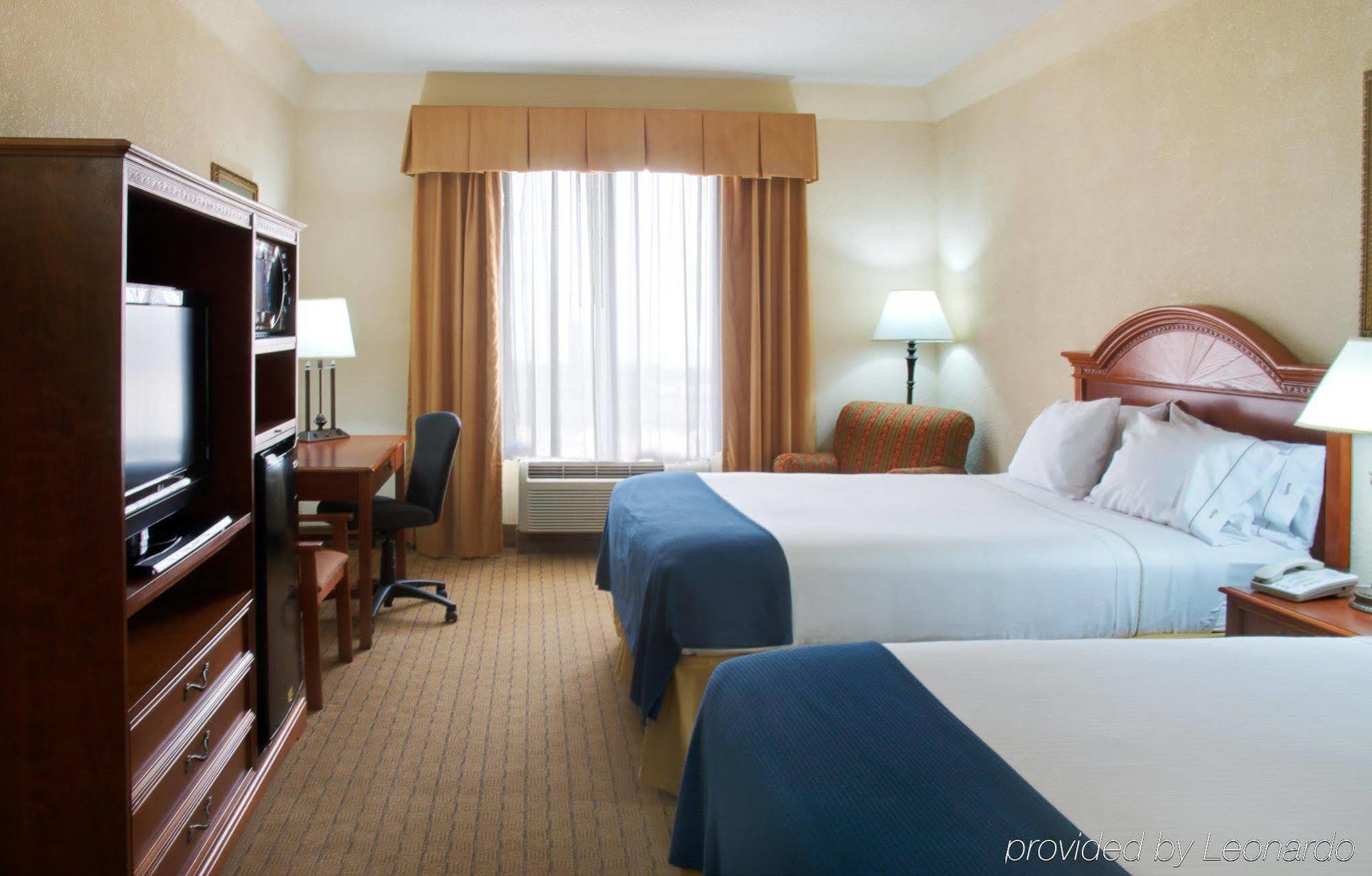 Holiday Inn Express & Suites Houston - Memorial Park Area By Ihg Quarto foto